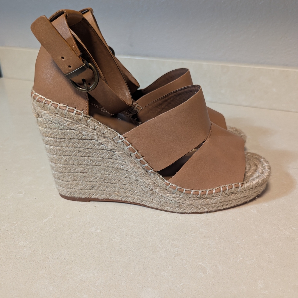 Women's Treasure &Bond Tan Wedge Sandals Size 9.5